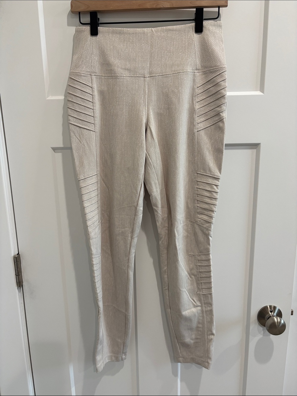 Athleta Neutral Ribbed-Panel High-Waist Leggings in Cream